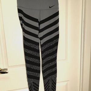 Nike dry fit leggings